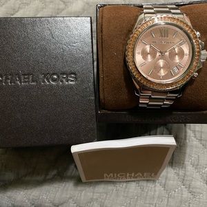 Wrist watch for women